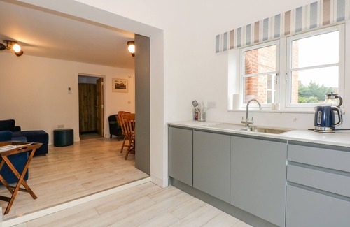 Wells-next-the-Sea Cottage | Fishmans' Retreat- Wells Next the Sea