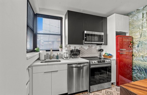 Northern Liberties Apartment | Fishtown Haven 2 King Beds Gated Parking