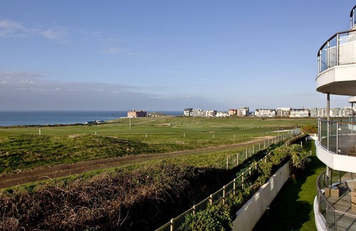 Newquay Apartment | Fistral View at Bredon Court