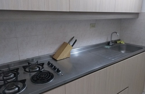 Bello Apartment | Fit Furnished X Seasons 2 Alc + 2 Baths near the station WOOD METRO