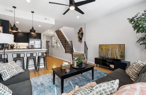 Southwest Center City House | Fitler Square GEM - 3 Bedrooms!
