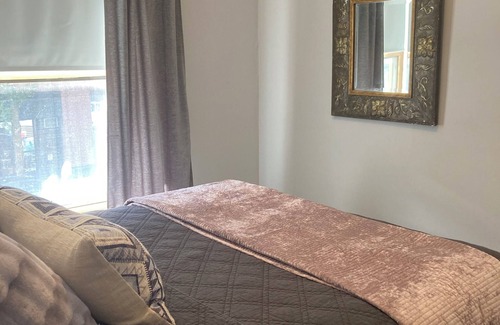 Boystown Bed & Breakfast | Five bedroom - 3 bath - Sleeps 12