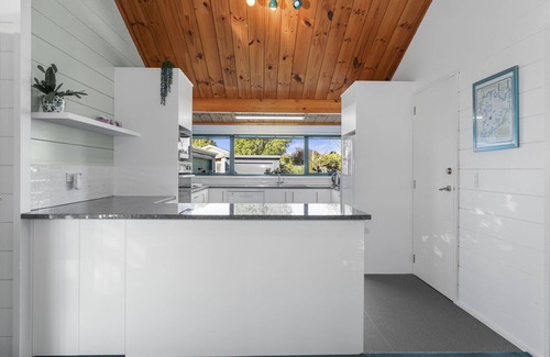 Wharewaka House | Five Mile Yay - Five Mile Bay Holiday Home