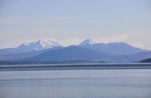 Waitahanui House | Five Mile Yay - Five Mile Bay Holiday Home