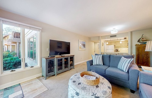 West Beach Village Condo | Five minute walk to beautiful beaches, golf course views, pet friendly