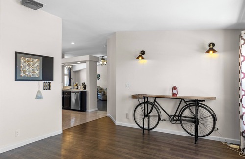 Tehachapi House | Five Points House with a Hot Tub and Stunning Sunset Views!