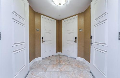 Las Vegas House | Five Star Trump Hotel No Resort And Cleaning Fees