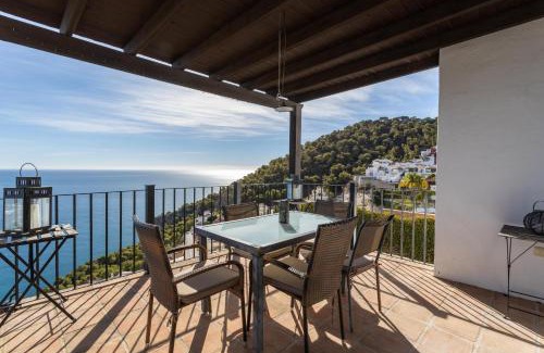 Almunecar Villa | Five Star Villa with Heavenly Views