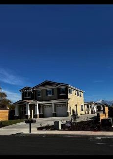 Bloomington Apartment | FIVE STAR- Your Home Away From Home