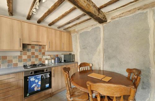 Hawkshead House | Flag Cottage