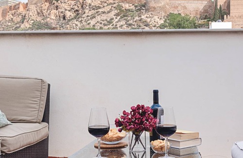 Almeria Centro House | Flamenco House at the foot of the Alcazaba