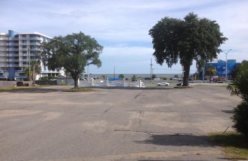 Biloxi Hotel | Flamingo Beach Inn