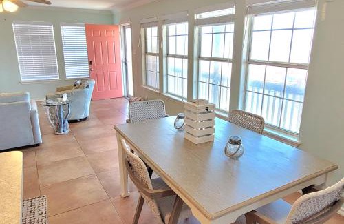 Flour Bluff House | Flamingo Lagoon