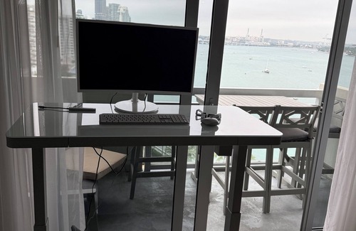 West Avenue Condo | Flamingo Point South Beach Jewel