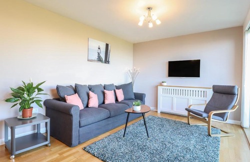 Dovercourt Apartment | Flat 19 By The Beach