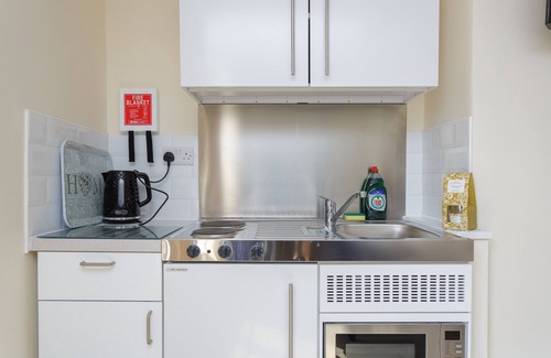 Southampton City Centre Apartment | Flat 2 - Luxury St Mary Apartments