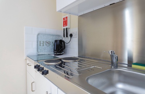 Southampton City Centre Apartment | Flat 2 - Luxury St Mary Apartments