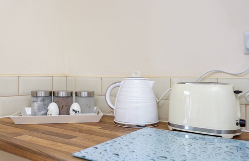 Southampton City Centre Apartment | Flat 3 - Luxury Blackberry Apartments