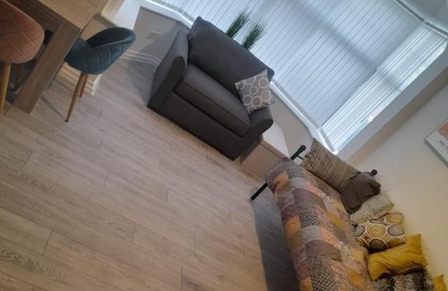 Doncaster Apartment | Flat 5 Corner House 1 bedroom