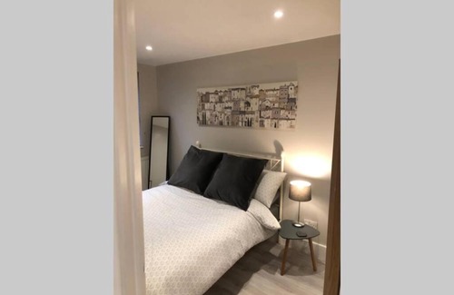 Southborough Apartment | Flat 56F