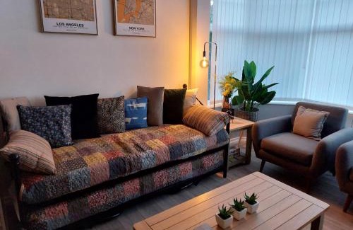 Doncaster Apartment | Flat 6 Corner House