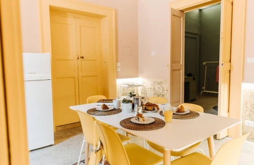 Galatina Apartment | Flat between art and contemporaneity