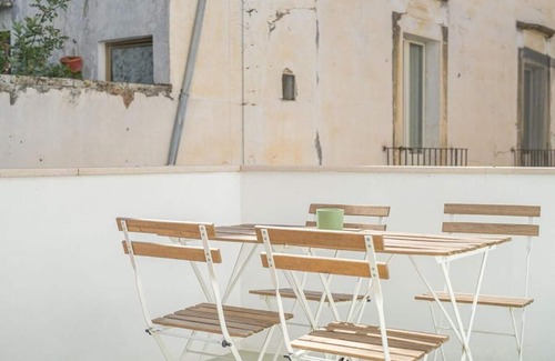 Galatina Apartment | Flat between art and contemporaneity