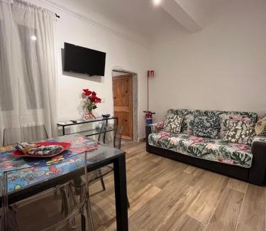 San Lorenzo Apartment | Flat in centro storico La casa di Luna