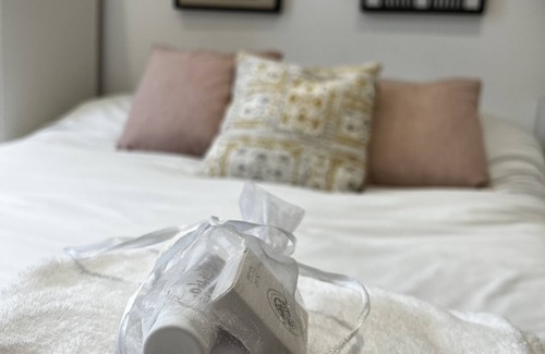 Camden Town with Primrose Hill Apartment | flat in London