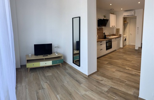 Pineto Apartment | Flat near the sea Cekalauthymae