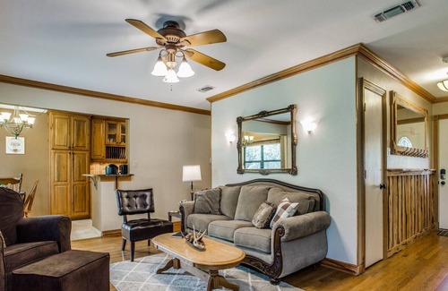 Azle House | Flat Rock Retreat - Your Next Getaway Awaits!