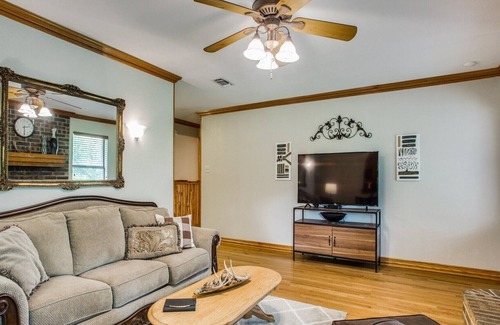 Azle House | Flat Rock Retreat - Your Next Getaway Awaits!