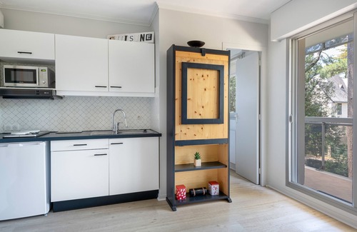 La Baule-Escoublac Apartment | Flat with balcony for 4 - city centre