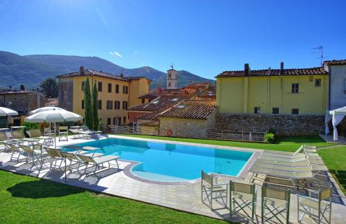 Santa Maria del Giudice House | Flavia by PosarelliVillas