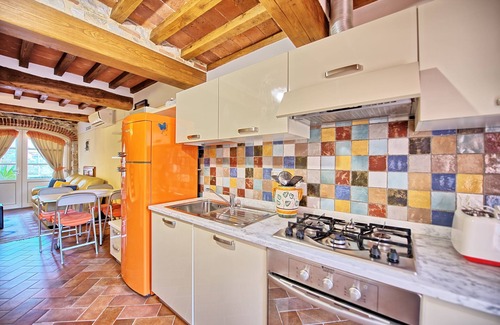 Santa Maria del Giudice Apartment | Flavia