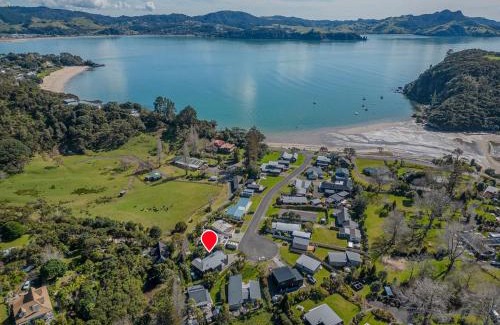 Cooks Beach House | Flaxmill Treasure - Cooks Beach Holiday Home