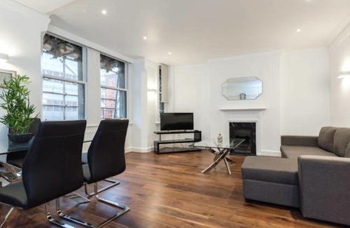 Castle Baynard Apartment | Fleet Street Apartment 2