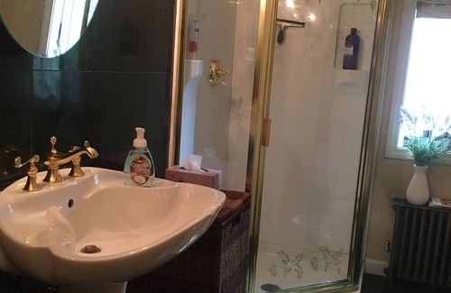 Rosemont Bed & Breakfast | Fleetwood House Bed & Breakfast