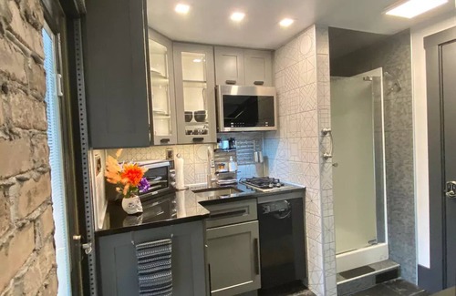 Indianapolis Apartment | Flex fit- Micro Studio -Solo Traveler