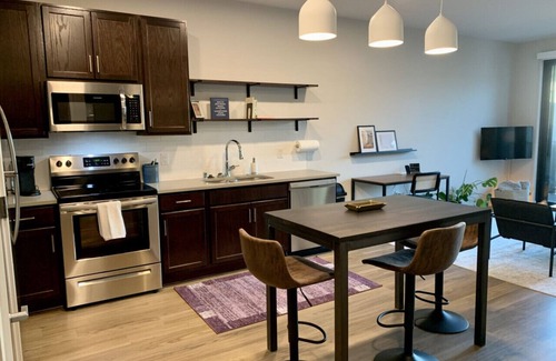 Brown Deer Apartment | Flexhome Brown Deer 1BR G3 - Gym+Pool+Parking