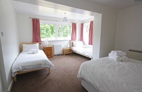 Nethy Bridge House | Flexible arrangements for beds - 2 doubles, 2 singles.