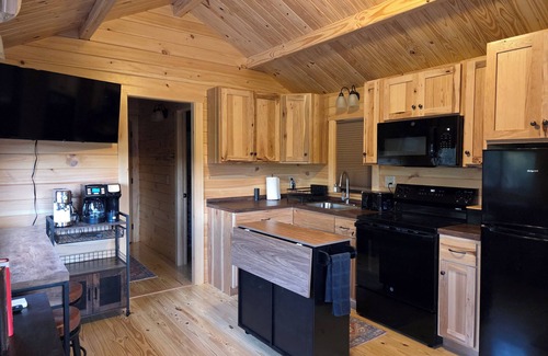 Jones Mills Cabin | Flint Rock Cabins - The Spear