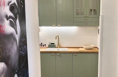 Le Cure Apartment | Flo Liberta’ Suite Wood