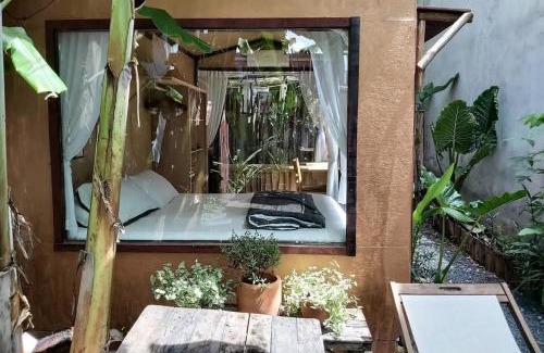Ninh Kieu House | Floating market cabin