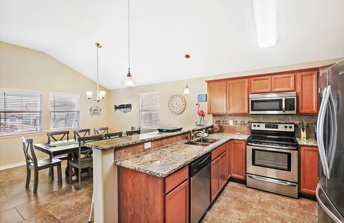 Port Aransas House | Flock On-Pet friendly beach house close to the beach, golf cart zone