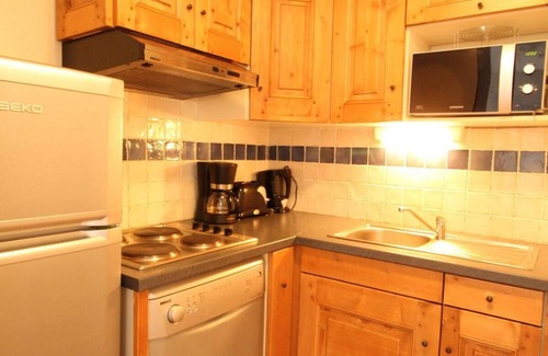 Aussois Apartment | Floor -2, balcony, tv, ski locker, 54m², Aussois