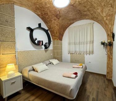 Caceres Old Town Apartment | Flor de Lis 1