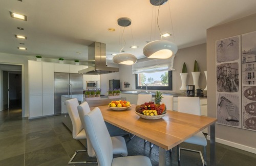 Campos Villa | Flor de Sal a Sa Canoveta with Designer Kitchen
