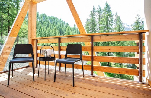 Cervinia Apartment | Flora Alpina Experience: Ski-to-door Brand New Chalet Apartment with Garage