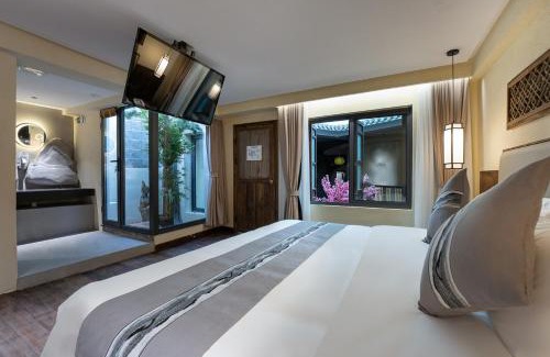 Huangshan House | Floral Hotel Shexian Taibaiju B&B Huizhou Ancient City Branch